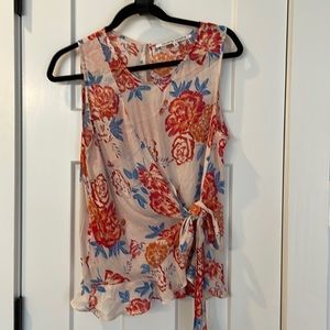 Collective Concepts Size M sleeveless top